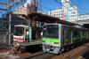 Jednotka linky Keió (vlevo) a jednotka metra společnosti Eidan, která bude posléze pokračovat po Šindžuku lince metra, foto: Vojtěch Hubr